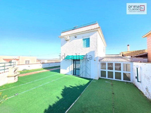 casa indipendente in vendita a Vittoria in zona Scoglitti