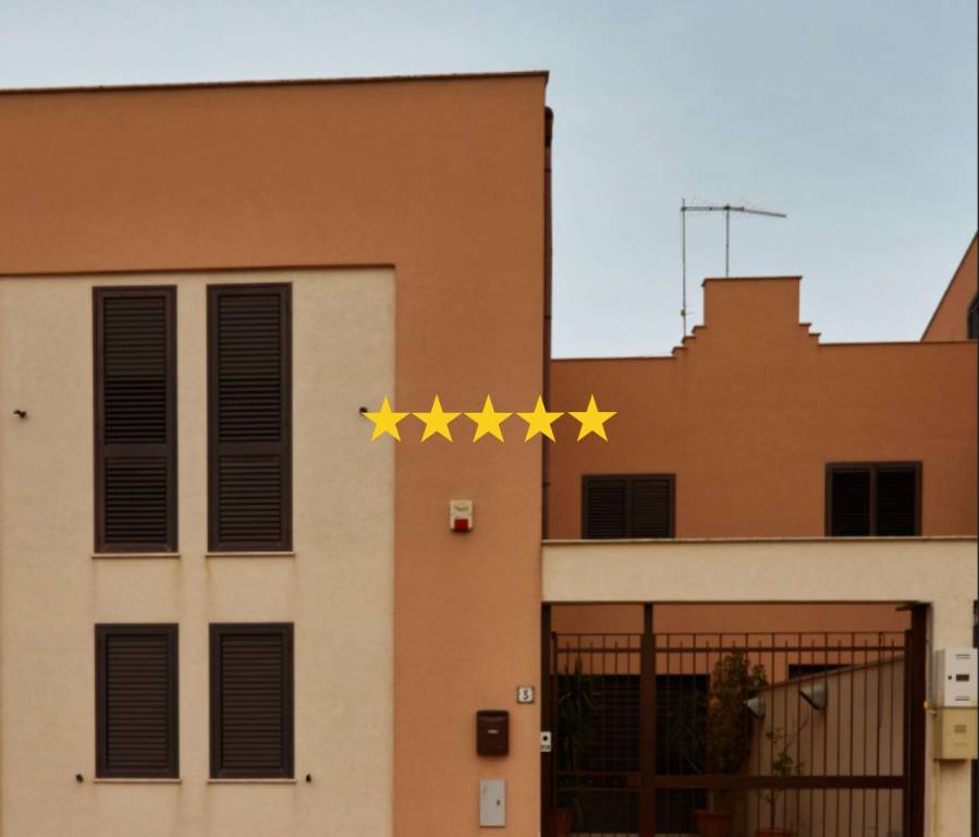 casa indipendente in vendita a Vittoria