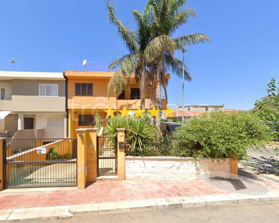 casa indipendente in vendita a Vittoria