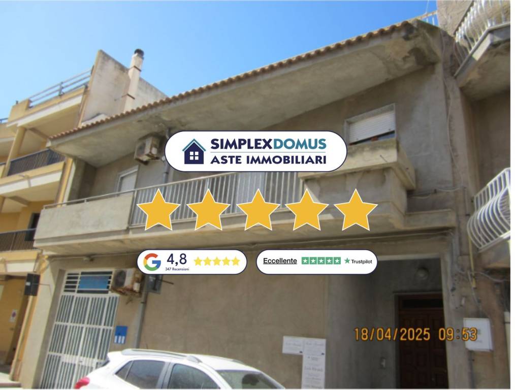 appartamento in vendita a Vittoria in zona Scoglitti