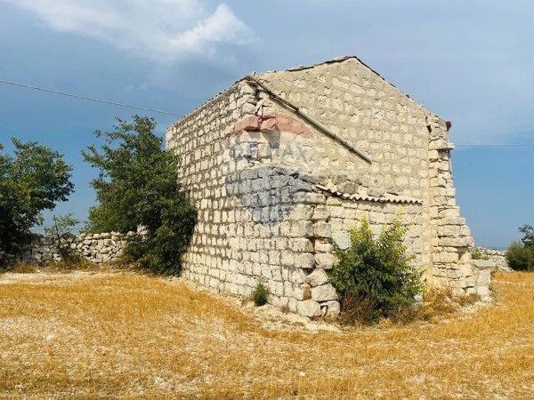 appartamento in vendita a Vittoria