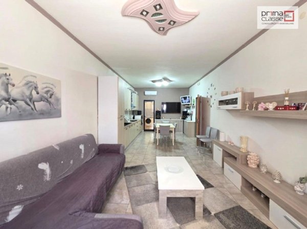 casa indipendente in vendita a Vittoria in zona Scoglitti