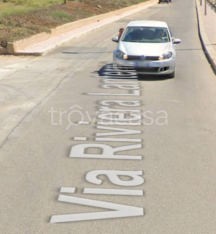 appartamento in vendita a Vittoria in zona Scoglitti