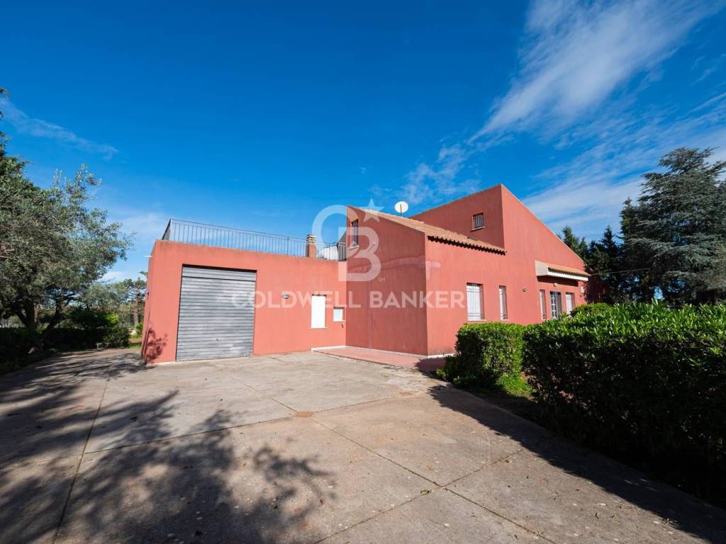 casa indipendente in vendita a Vittoria