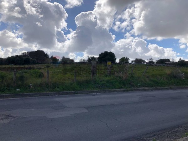 casa indipendente in vendita a Vittoria