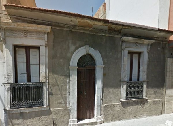 casa indipendente in vendita a Vittoria