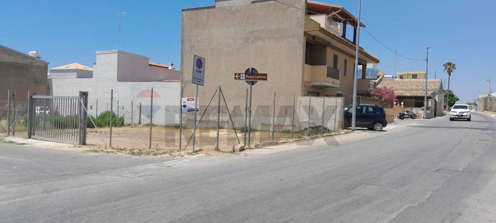 terreno agricolo in vendita a Vittoria in zona Scoglitti