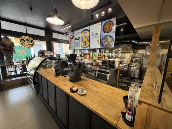 negozio in vendita a Vittoria