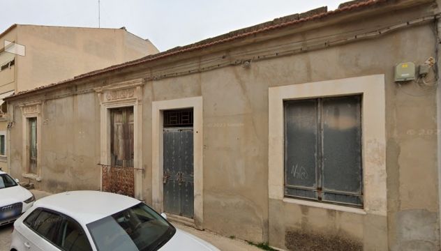 casa indipendente in vendita a Vittoria