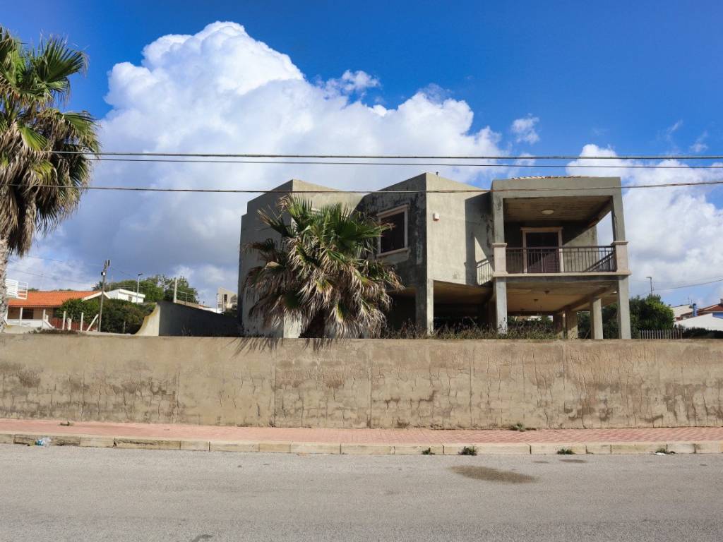 casa indipendente in vendita a Vittoria in zona Scoglitti