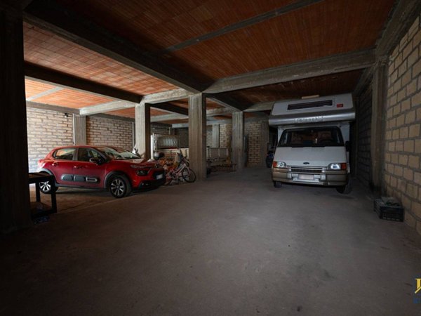 casa indipendente in vendita a Vittoria