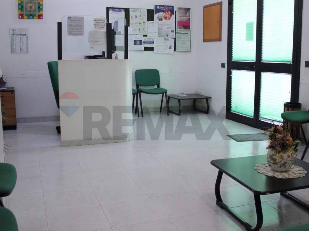 negozio in vendita a Vittoria