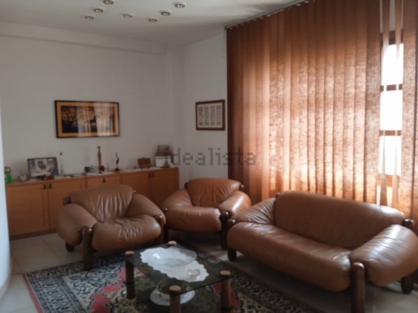 casa indipendente in vendita a Vittoria