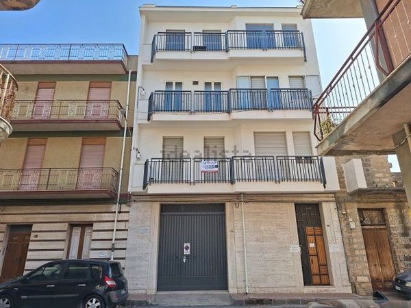 casa indipendente in vendita a Vittoria