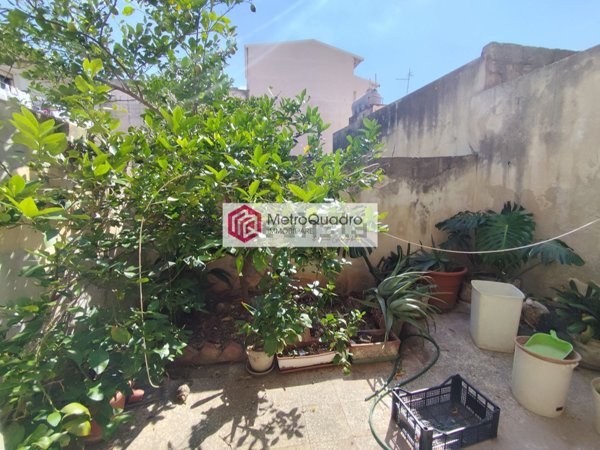 casa indipendente in vendita a Vittoria