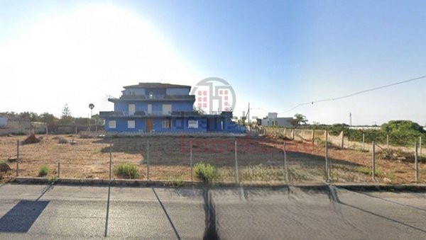 casa indipendente in vendita a Vittoria in zona Scoglitti