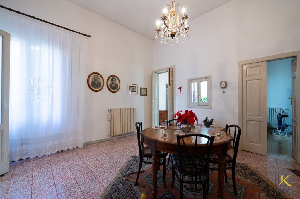 casa indipendente in vendita a Vittoria