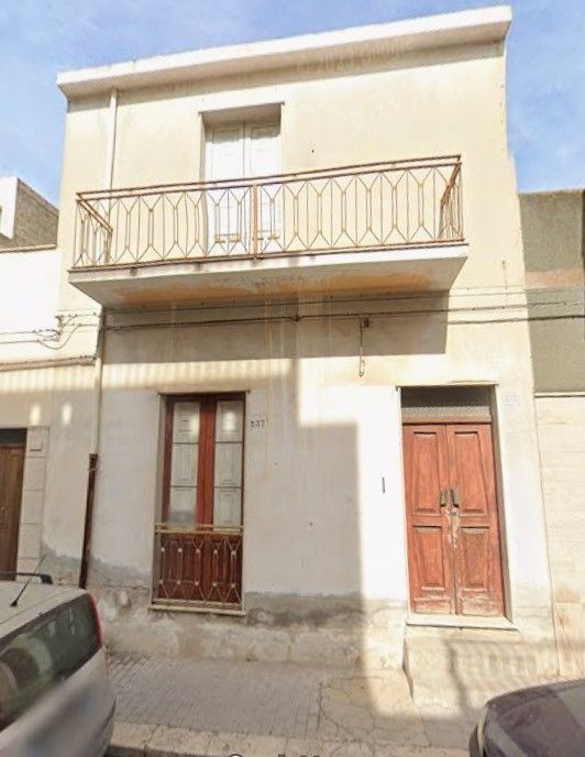 casa indipendente in vendita a Vittoria