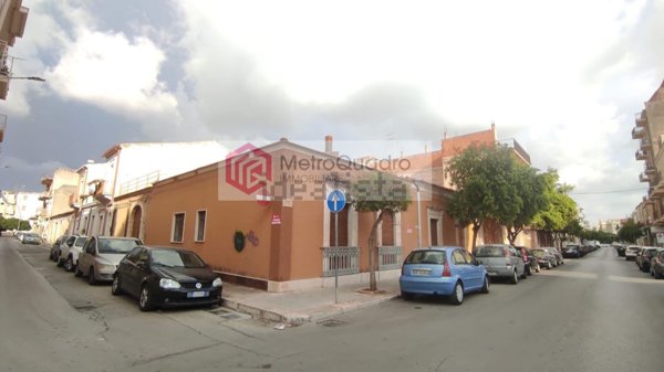 casa indipendente in vendita a Vittoria