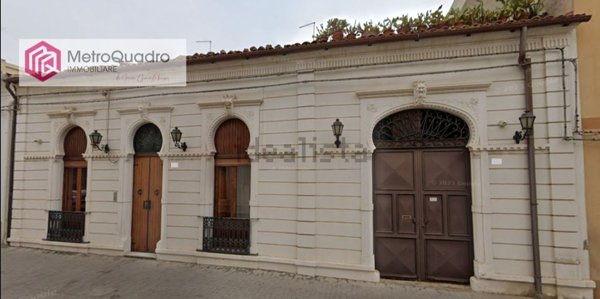 casa indipendente in vendita a Vittoria