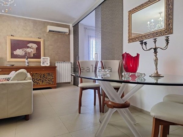 casa indipendente in vendita a Vittoria in zona Scoglitti