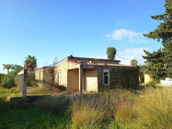 casa indipendente in vendita a Vittoria