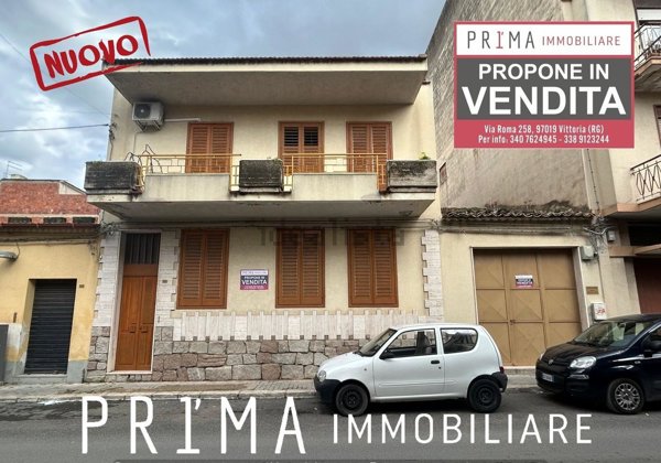 casa indipendente in vendita a Vittoria