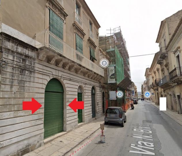 locale commerciale in vendita a Vittoria
