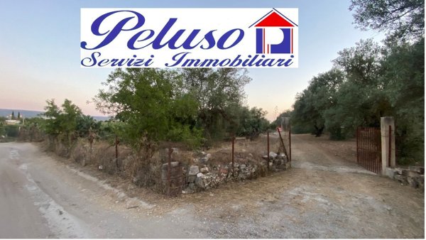 casa indipendente in vendita a Vittoria