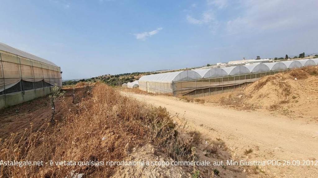 negozio in vendita a Vittoria