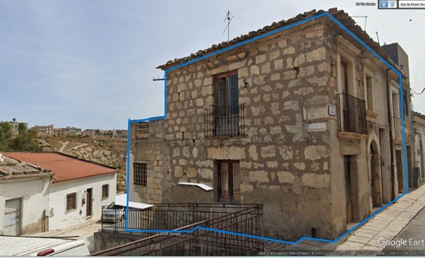 casa indipendente in vendita a Vittoria