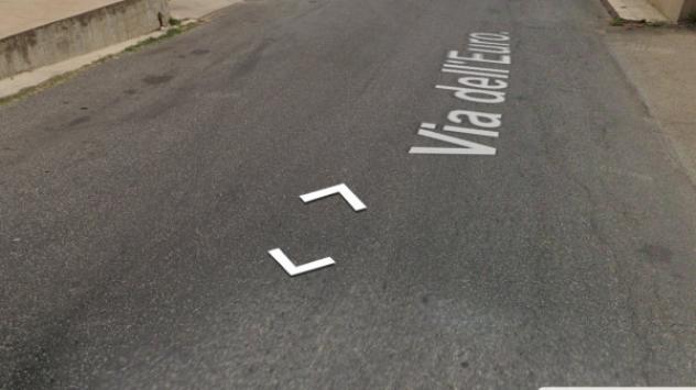 pentavano in vendita a Vittoria