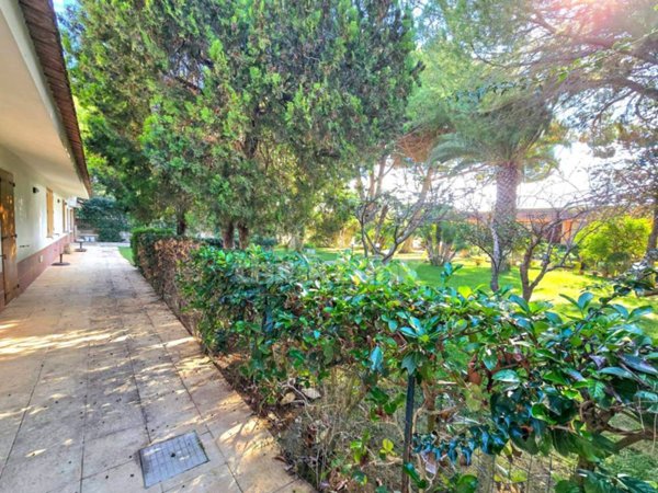 casa indipendente in vendita a Vittoria