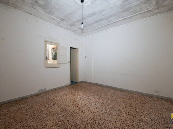 casa indipendente in vendita a Vittoria