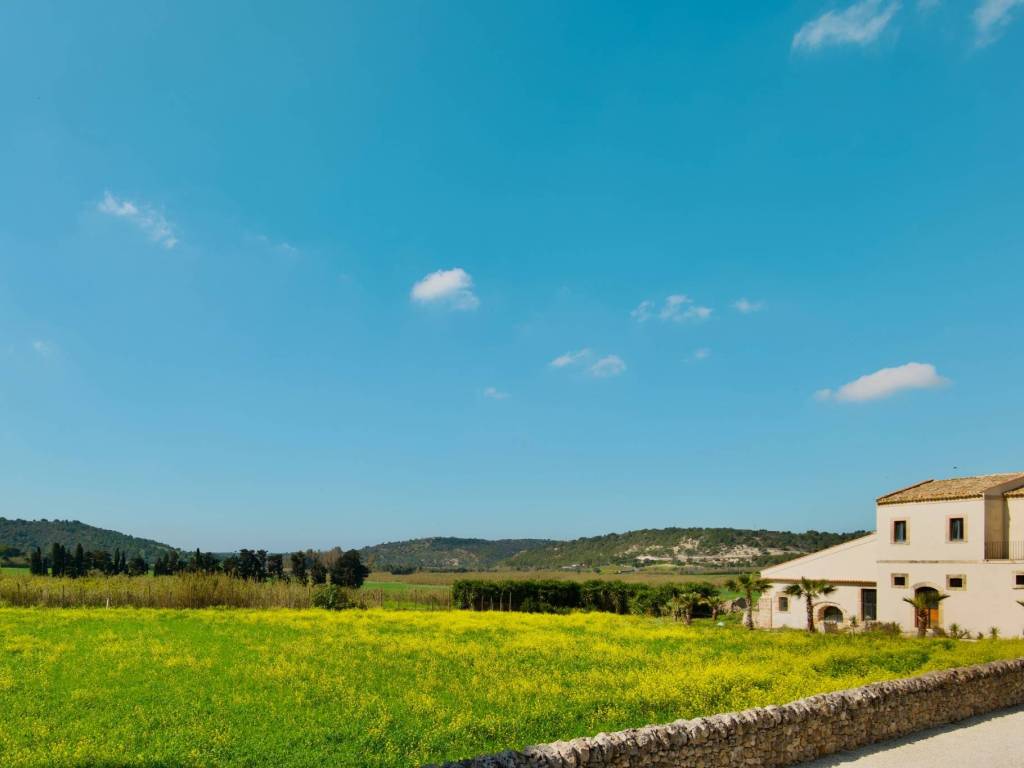 casa indipendente in vendita a Vittoria