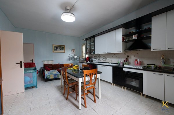 casa indipendente in vendita a Vittoria