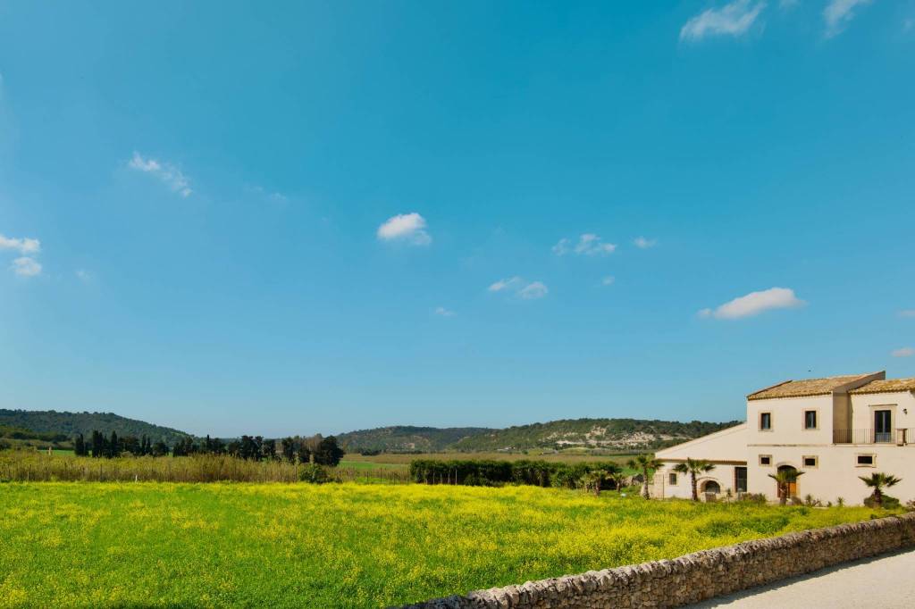 casa indipendente in vendita a Vittoria