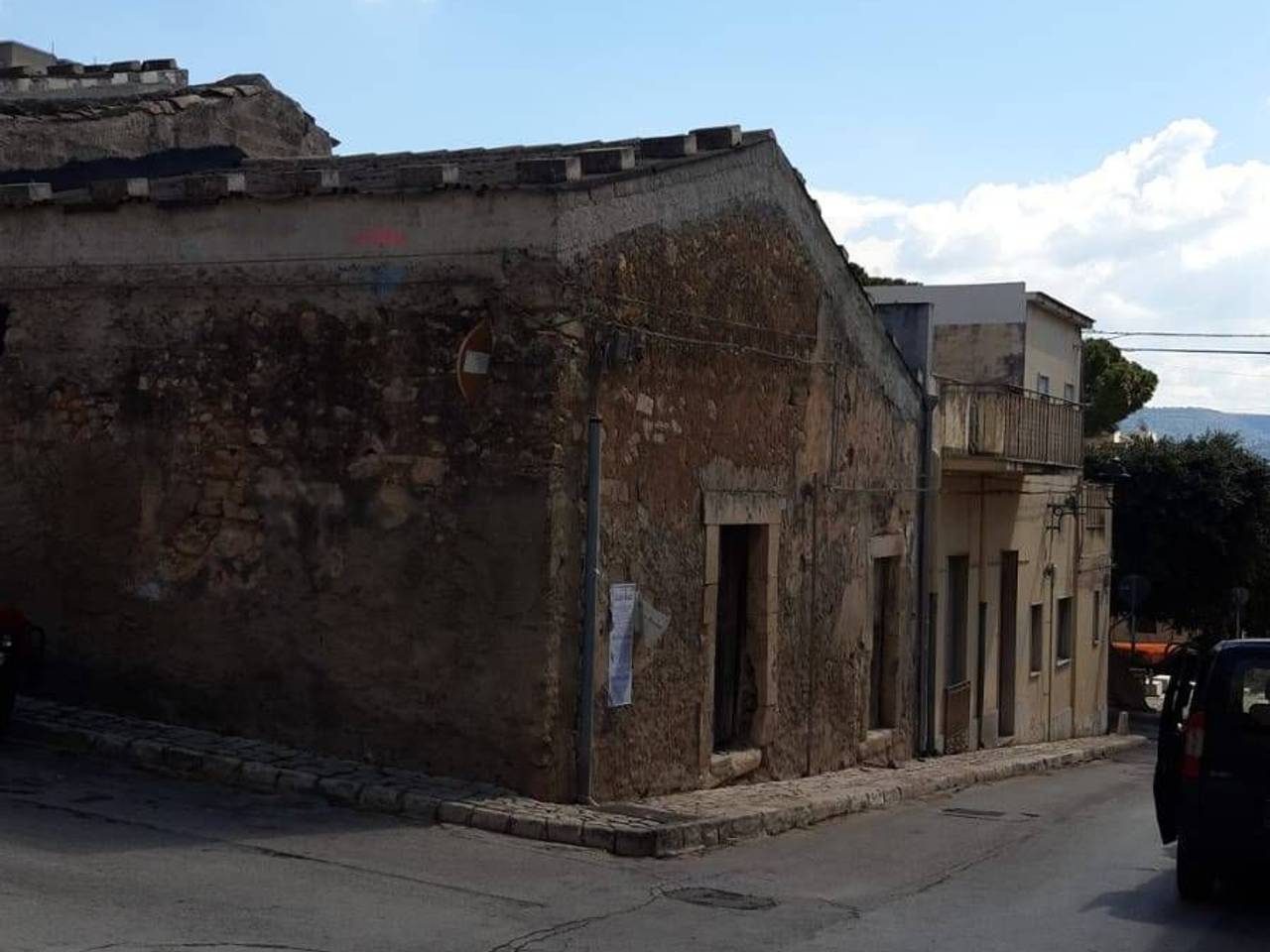 casa indipendente in vendita a Vittoria