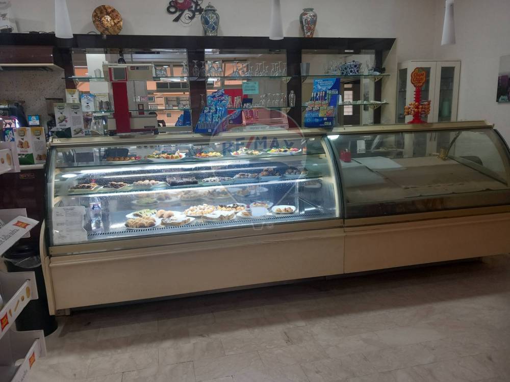 negozio in vendita a Vittoria