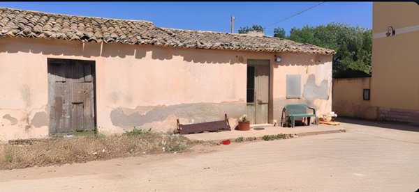 casa indipendente in vendita a Vittoria