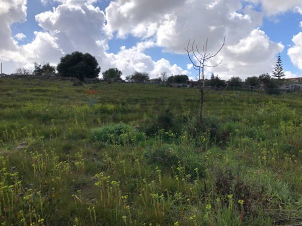 casa indipendente in vendita a Vittoria