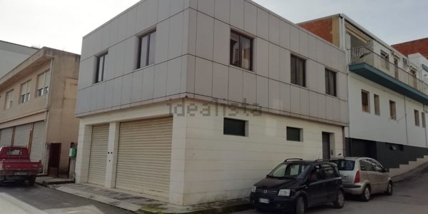 casa indipendente in vendita a Vittoria