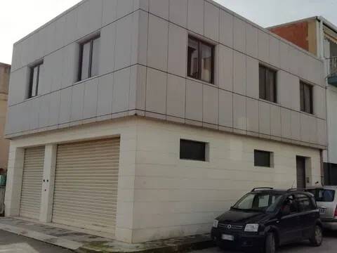 casa indipendente in vendita a Vittoria