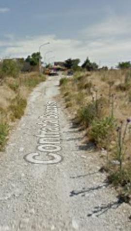 locale commerciale in vendita a Vittoria