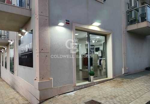 negozio in vendita a Vittoria