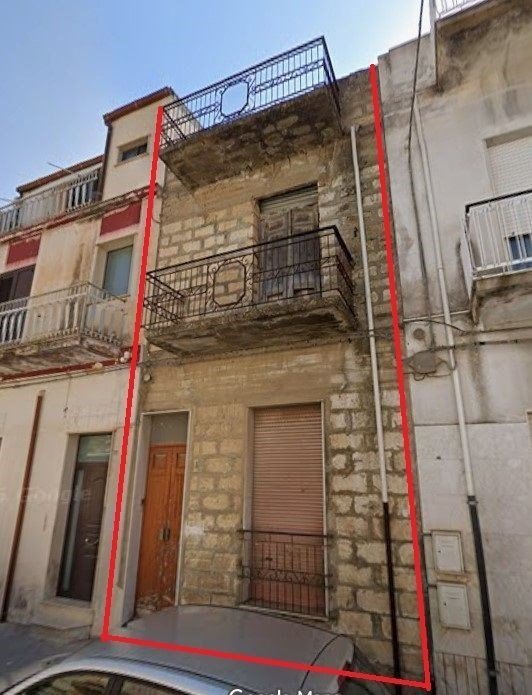 casa indipendente in vendita a Vittoria