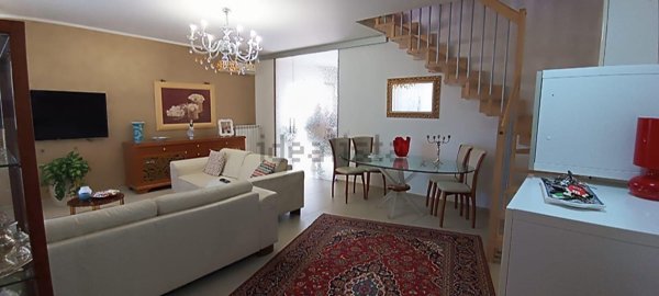 casa indipendente in vendita a Vittoria in zona Scoglitti