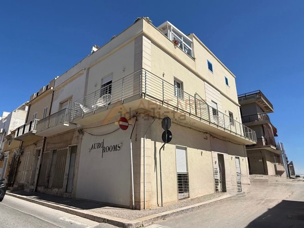 appartamento in vendita a Vittoria in zona Scoglitti