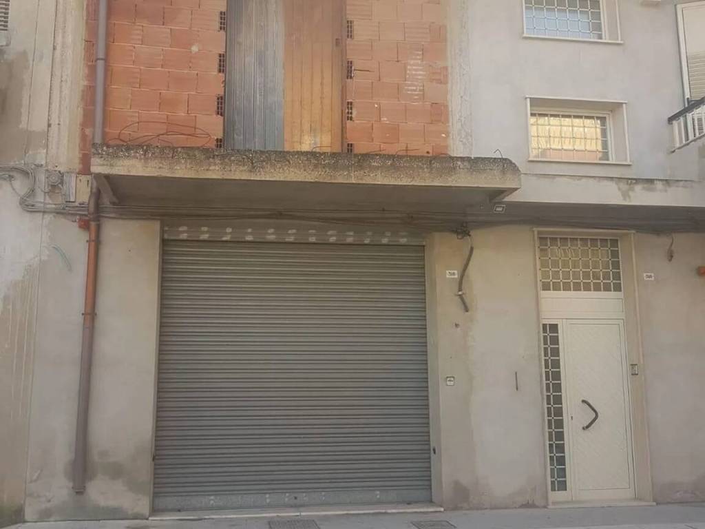 intera palazzina in vendita a Vittoria