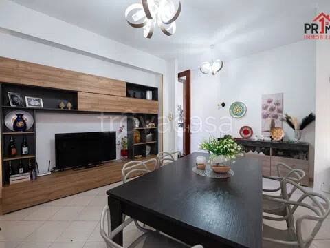 casa indipendente in vendita a Vittoria
